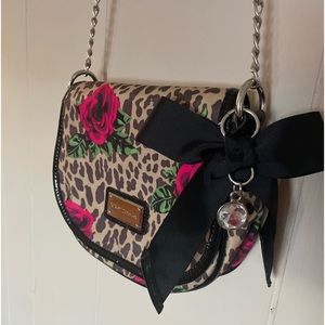 Betsey Johnson rosebud safari crossbody